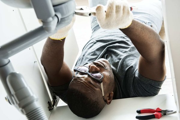 Plombier Yvelines : urgence et services 24/7